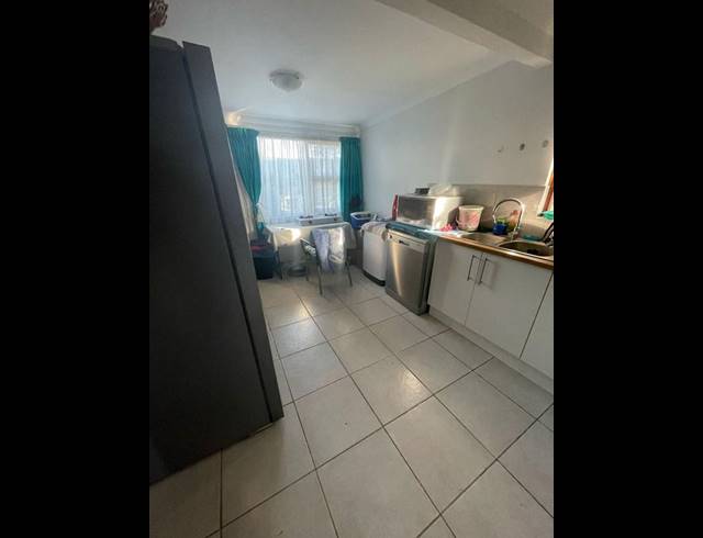 4 BEDROOM HOUSE FOR SALE IN DANA BAY